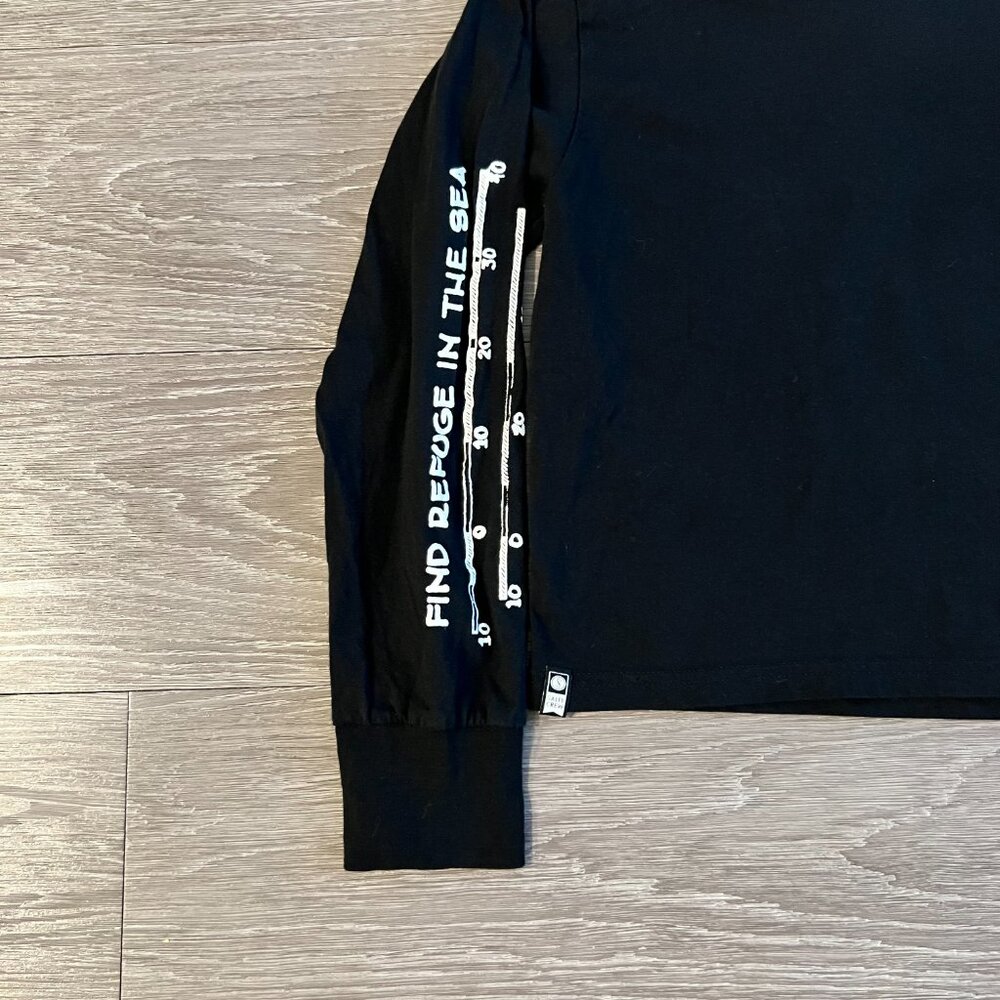 Salty Crew long sleeve "Bruce" crop tee in black size large - Picture 3 of 5